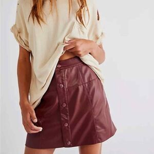 Free People Maisie Maroon Button-Down Vegan Leather Mini Skirt Size 6